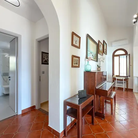 Look Out Villa Kalámi